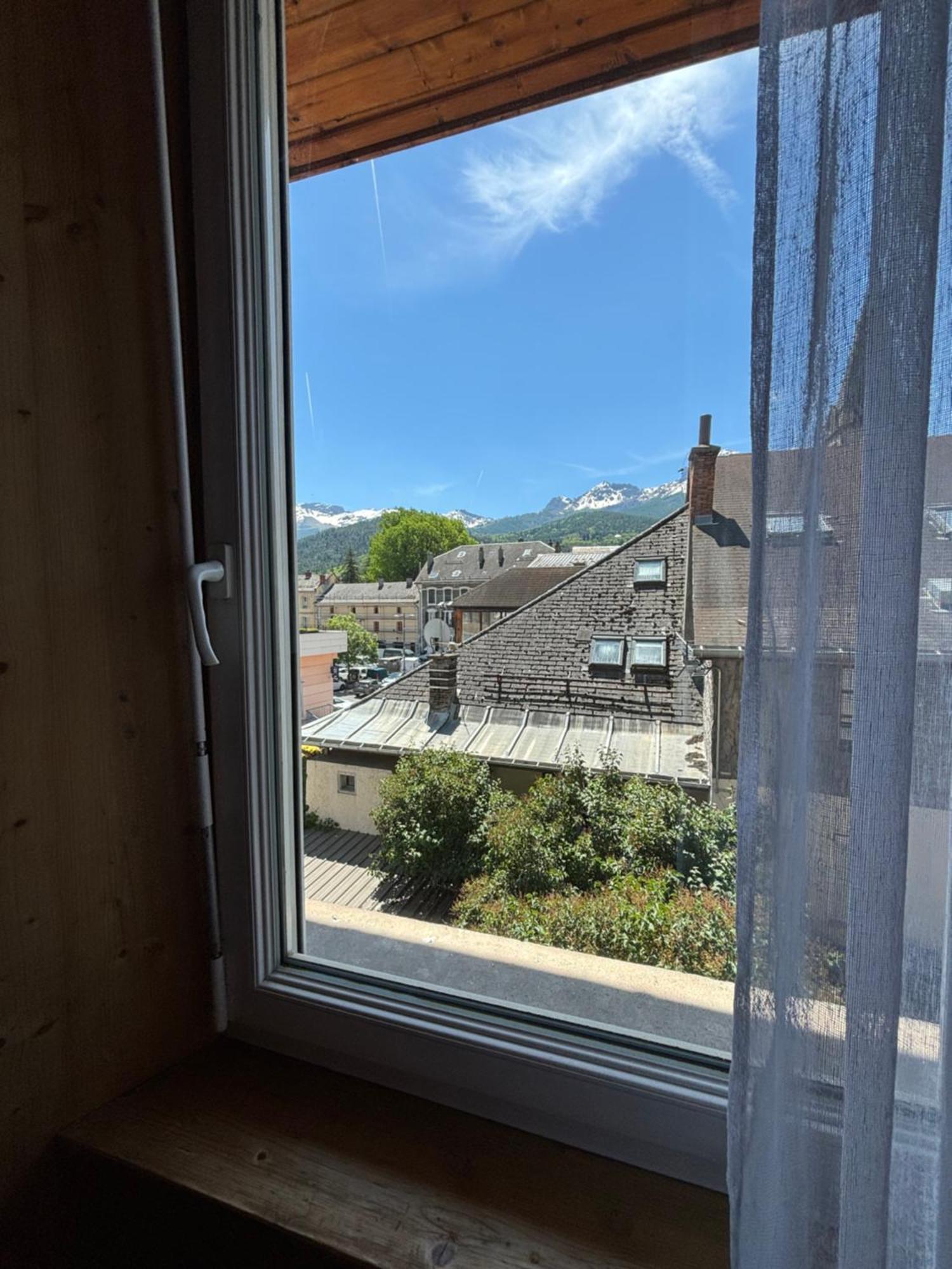 Chez Lizon Vandrarhem Barcelonnette Exteriör bild